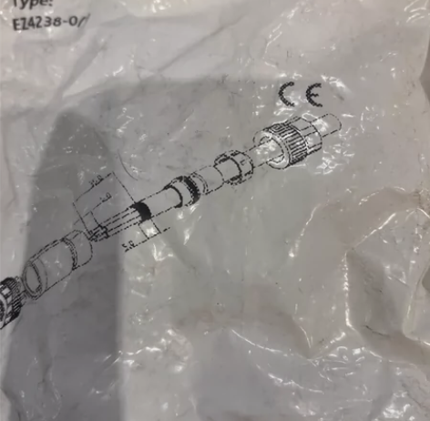 吉诺网线接头50一个  代价来 感兴趣的话...