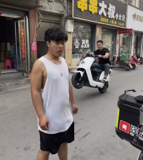 小牛N1原版无事故自用8000公里左右。T...