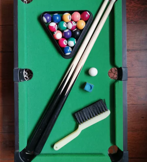 迷你台球桌，完整一套，51*31*10.5...