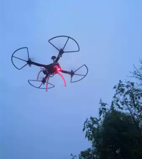 遥控四轴无人机飞行器防护栏防撞 大型遥控无...