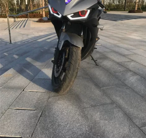 400cc双缸水冷，小瑕疵可刀自用慢出，等...