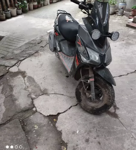 摩托车！路虎十代！150电喷的！202年9...