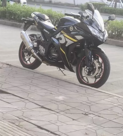 小忍者两百排量，牌证齐全，协议 感兴趣的话...