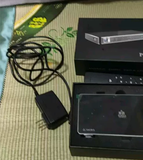 光米X1投影仪家用高清微型迷你1080p无...