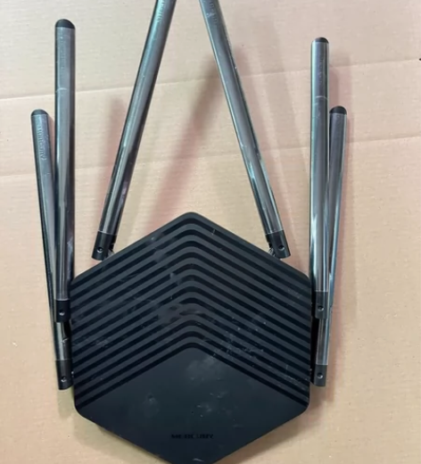 光影路由器D191G 1900M 11AC...