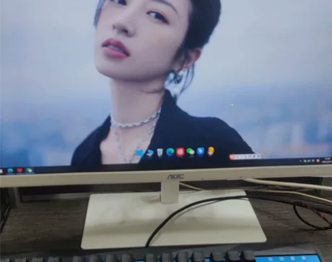 本人需自谋生路，即日起开始承接电脑重装系统...