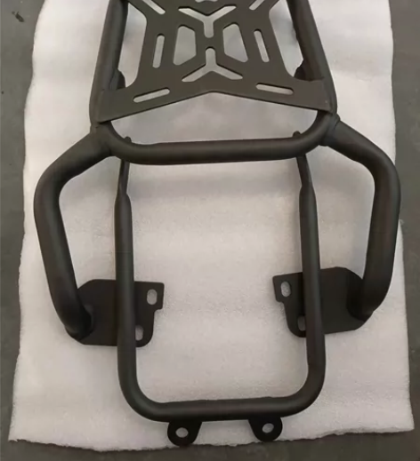 贝纳利红宝龙150改装护杠，尾架，实车开发...