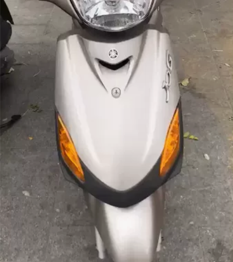 一手现车，全部全原厂，除后轮毂不是原车其它...