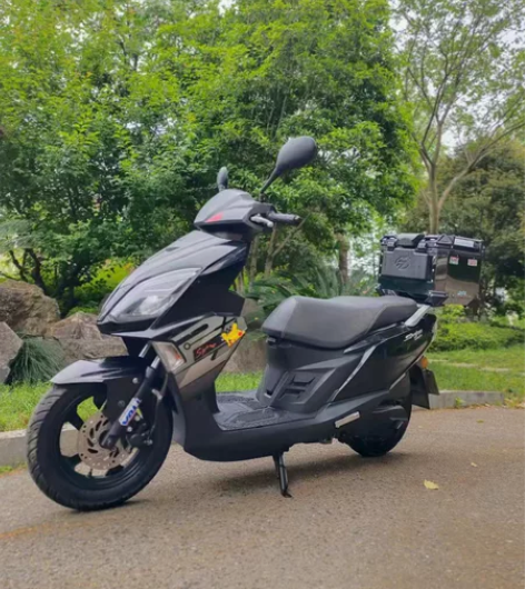 望江铃木125,踏板摩托车,个人一手户,2...