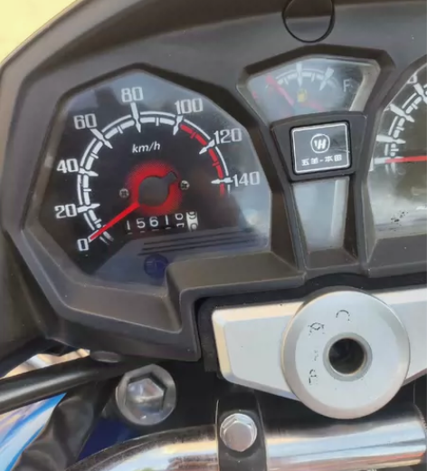 18年4月的五羊本田悍影150电喷摩托车，...