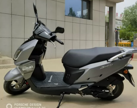 出售纯素车一手户22年八月份上牌铃木UY1...