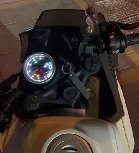 出  春风狒狒Xo  ABS版 白色（外地...