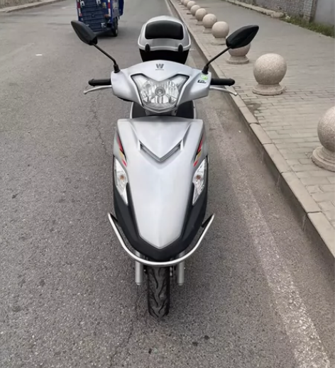 豪爵VF125，21年公户，没有违章，手续...