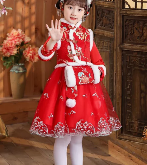 加厚汉服拜年服,全新140码,100+入的...
