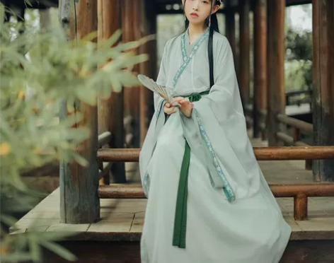 [潇湘竹]广袖交领齐腰襦裙汉服绣花女 上衣...