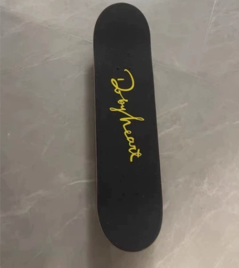 DBH滑板初学者青少年成人儿童男女生刷街公...