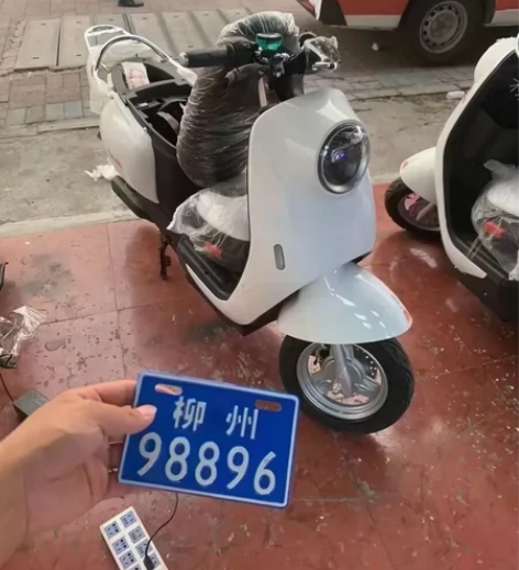 空车批发价￥1680缘 双碟国标车，上柳州...