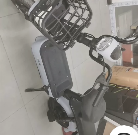 绿源电动车 几乎全新，去年8月份1500买...