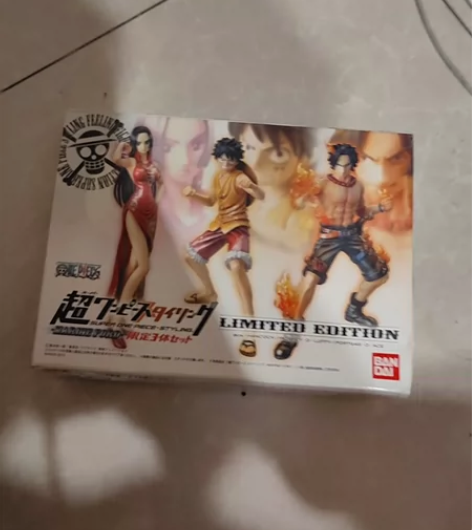 日版海贼王 超彩色女帝艾斯路飞三人组 全新...