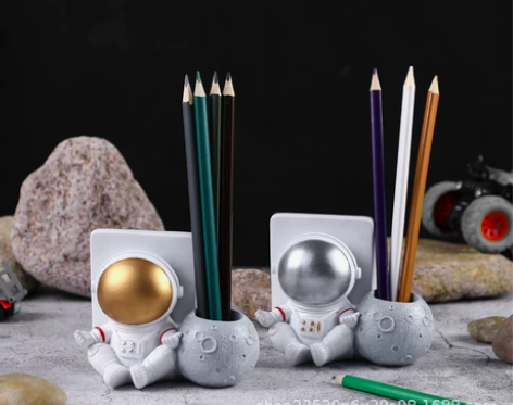 创意北欧树脂工艺品太空人宇航员模型装饰品卧...