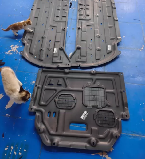 影豹 底盘护板＋发动机护板【塑钢三片装】专...