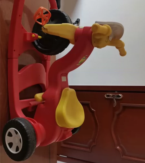 纽奇三合一童车，八成新 感兴趣的话点“我想...