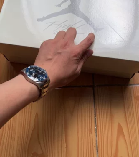 aj4 sb联名 白绿全新43。滑板联名 ...