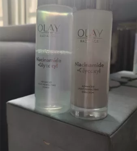 OLAY玉兰油水感透白光塑面膜水 150m...