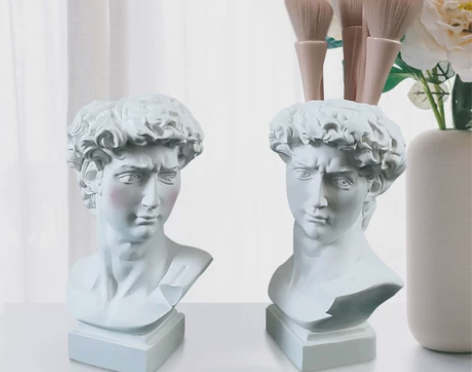 学生桌面文艺复古摆件大卫雕像笔筒化妆刷收纳...