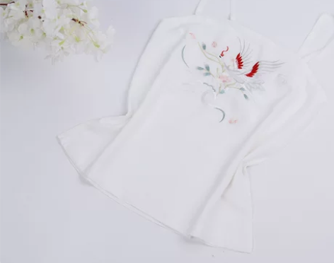 全新。 如梦霓裳汉服女伴花眠刺绣花吊带抹胸...