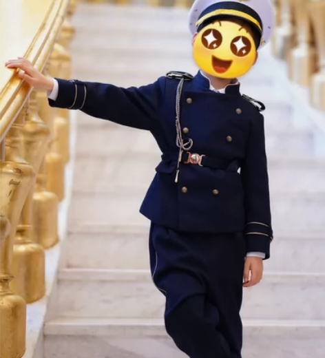 儿童男童走秀服装演出服制服，130码，设计...