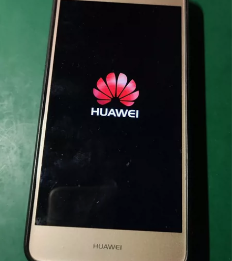 华为手机 感兴趣的话点“我想要”和我私聊吧...