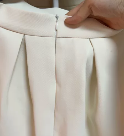 收腰伞裙长裙，有口袋，大摆伞裙， 感兴趣的...