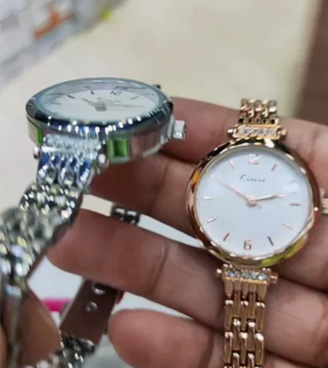 特价清陶宝库仓 金米欧手表女小众轻奢法国高...