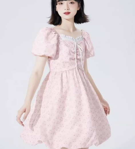 去年在小葱良裁缝购入的花苞裙 只穿过一次?...