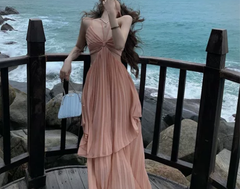 法式性感纯欲风不规则露腰显瘦吊带连衣裙女三...