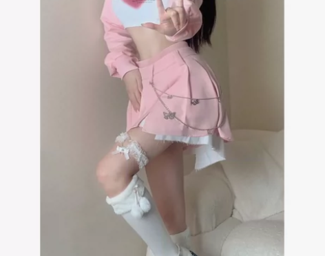 甜辣风套装女秋季新款显瘦短款卫衣百搭吊带背...