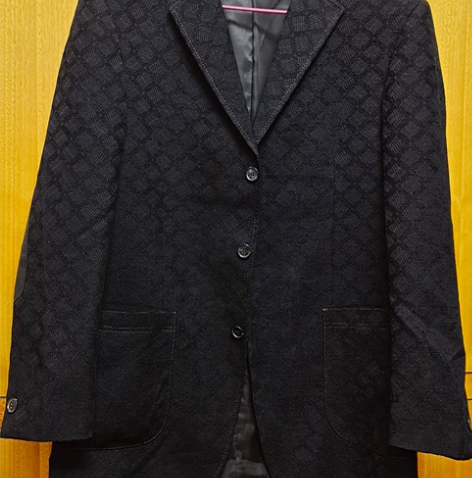 美国苹果品牌男士西服，深兰色，衣长79cm...