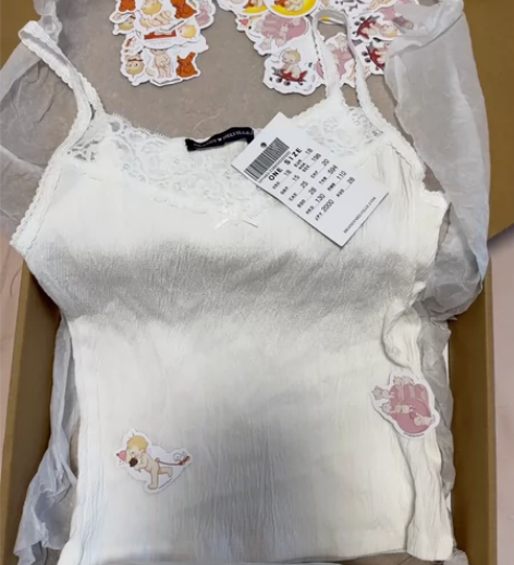 bm白色蝴蝶结背心，有吊牌全新正品，保证正...