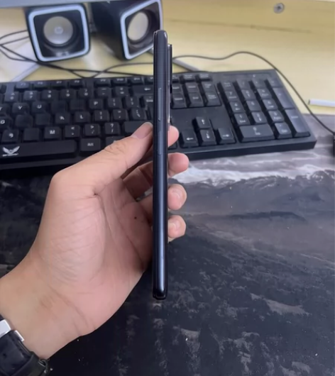 红米k50 8+256 成色小小花 带壳磨...