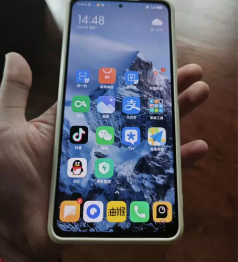 红米k40pro    8+256  晴雪...