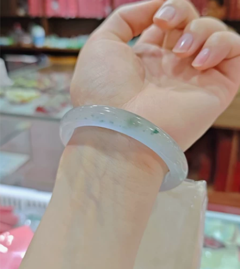 翡翠b货57圈冰飘花正圈手镯 蓝水飘花冰透...