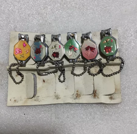 老式指甲剪，库存壮态，没有使用过，蝴蝶、花...