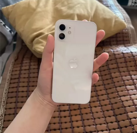 苹果12还香吗？出自用苹果12。128g国...