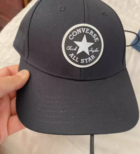 匡威棒球帽,没带过几次,购于实体店68,闲...