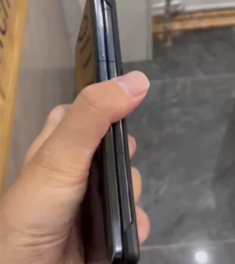 荣耀magicVs大折叠 12+256 成...