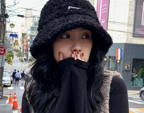 网红款帽子女秋冬韩版潮绒百搭适合冬季渔夫帽...