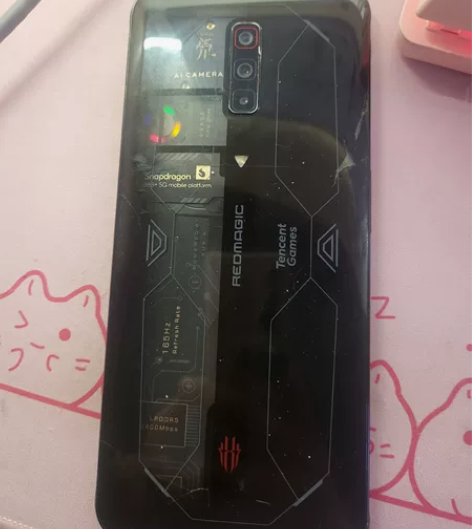 急出红魔6spro，自己玩游戏用的，外观成...