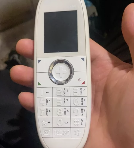 少见的中兴T U115手机 功能正常。一线...