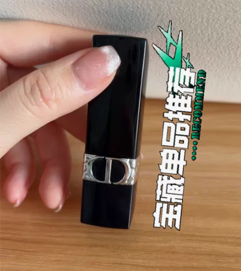 意外怀孕了，便宜出全新正品Dior迪奥口红...
